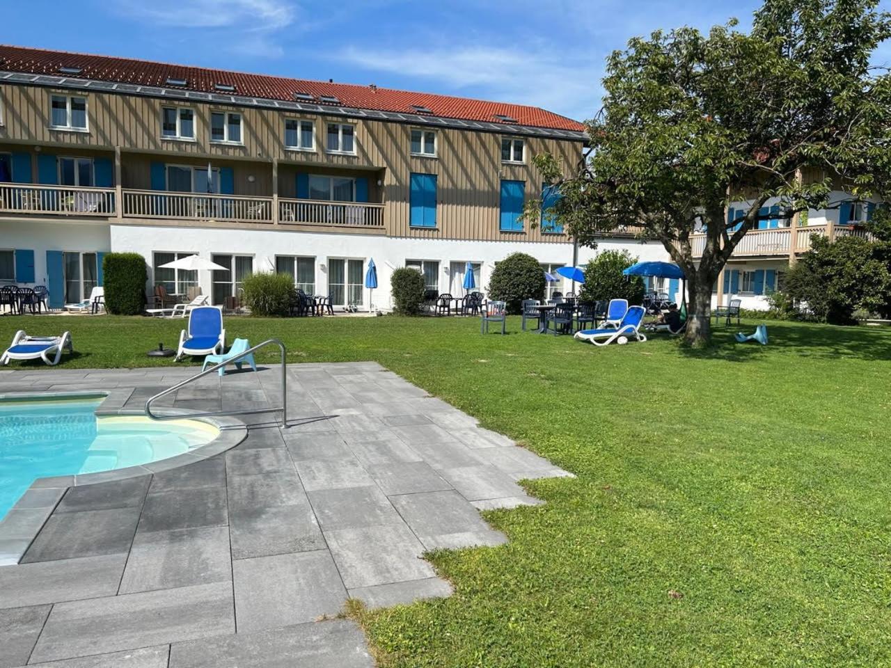 Gabi Mit Pool Und Sauna Übersee Eksteriør billede